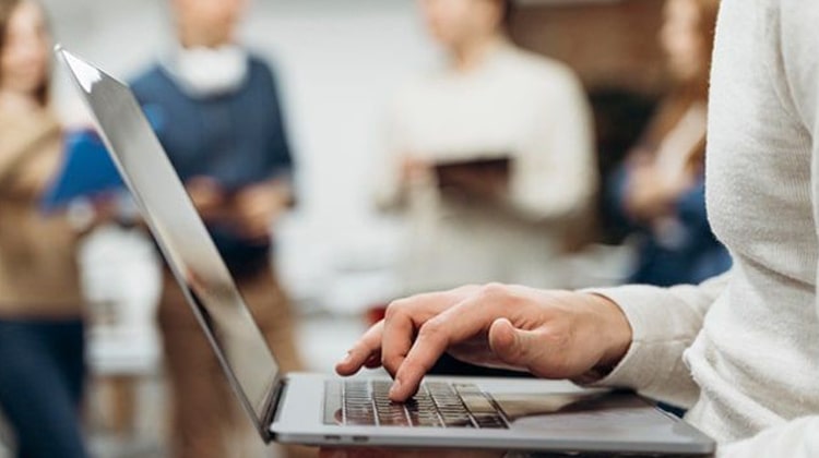 برون سپاری توابع حسابداری و منابع انسانی